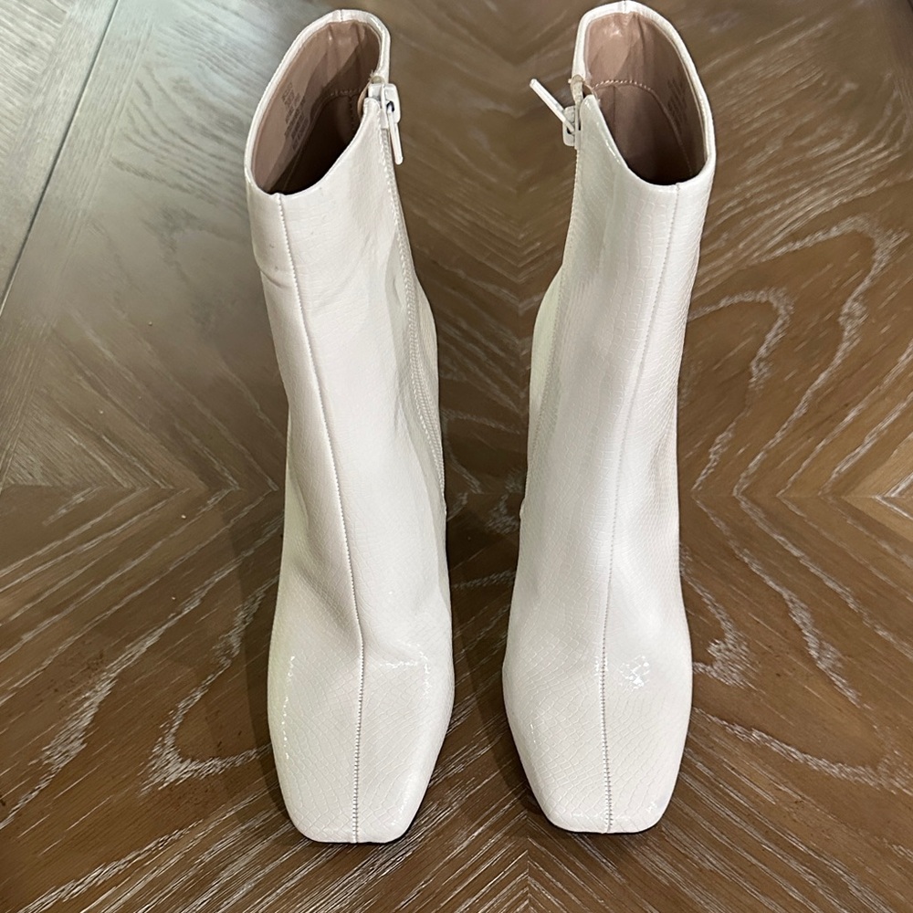 Elegant White Ankle Boots